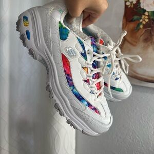 Skechers D’lites White Sneakers with Colorful Accents